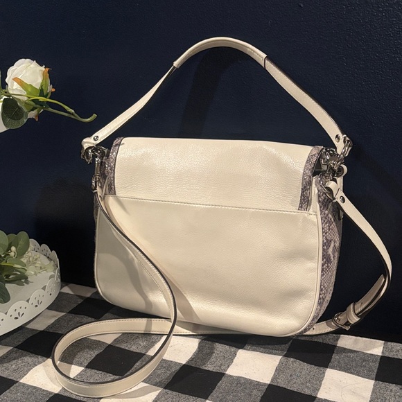 Coach Taylor Mixed Flap Shoulder bag - Picture 6 of 11